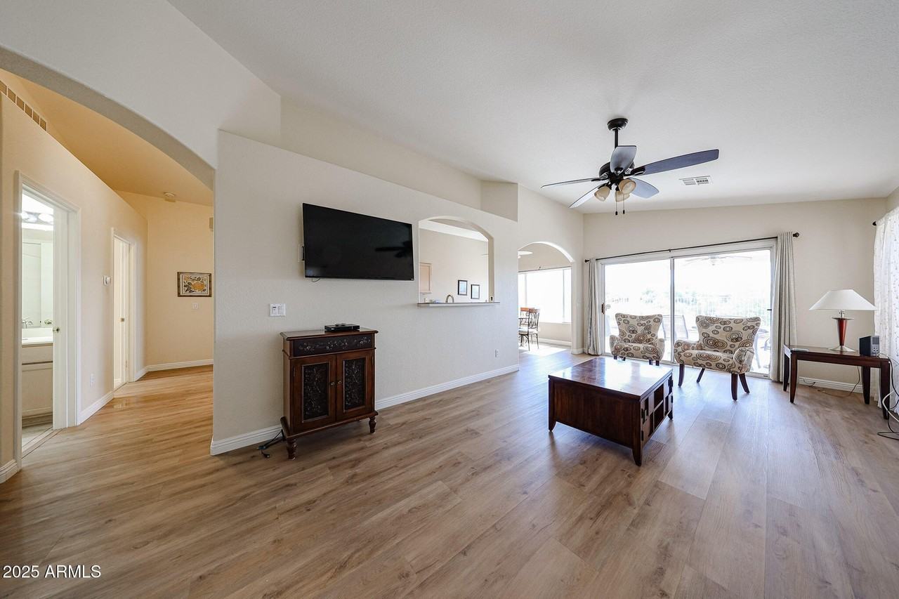 11553 W King Snake Ct - Photo 4 of 29