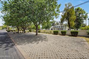 featured image of 2311 E Colter St