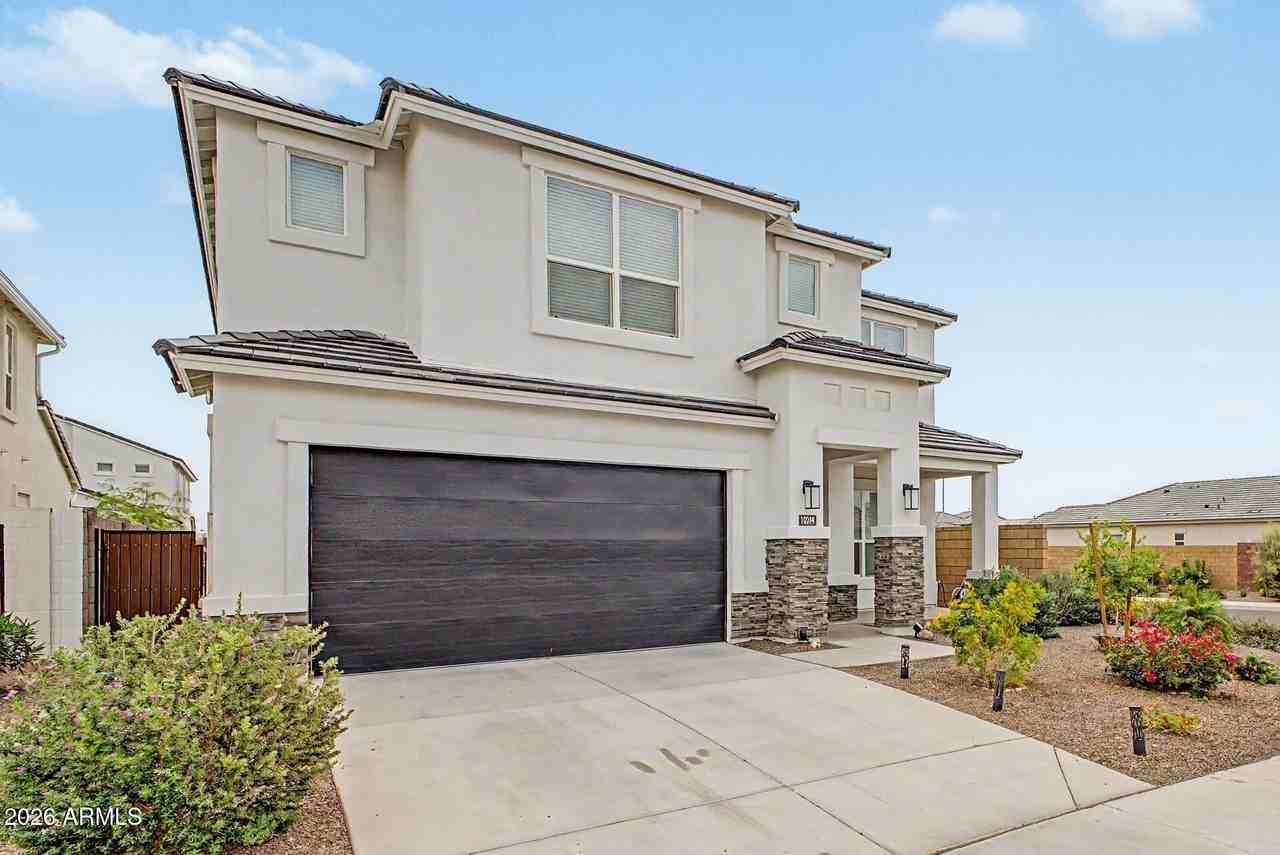 10249 W Adam Ave - Photo 4 of 49