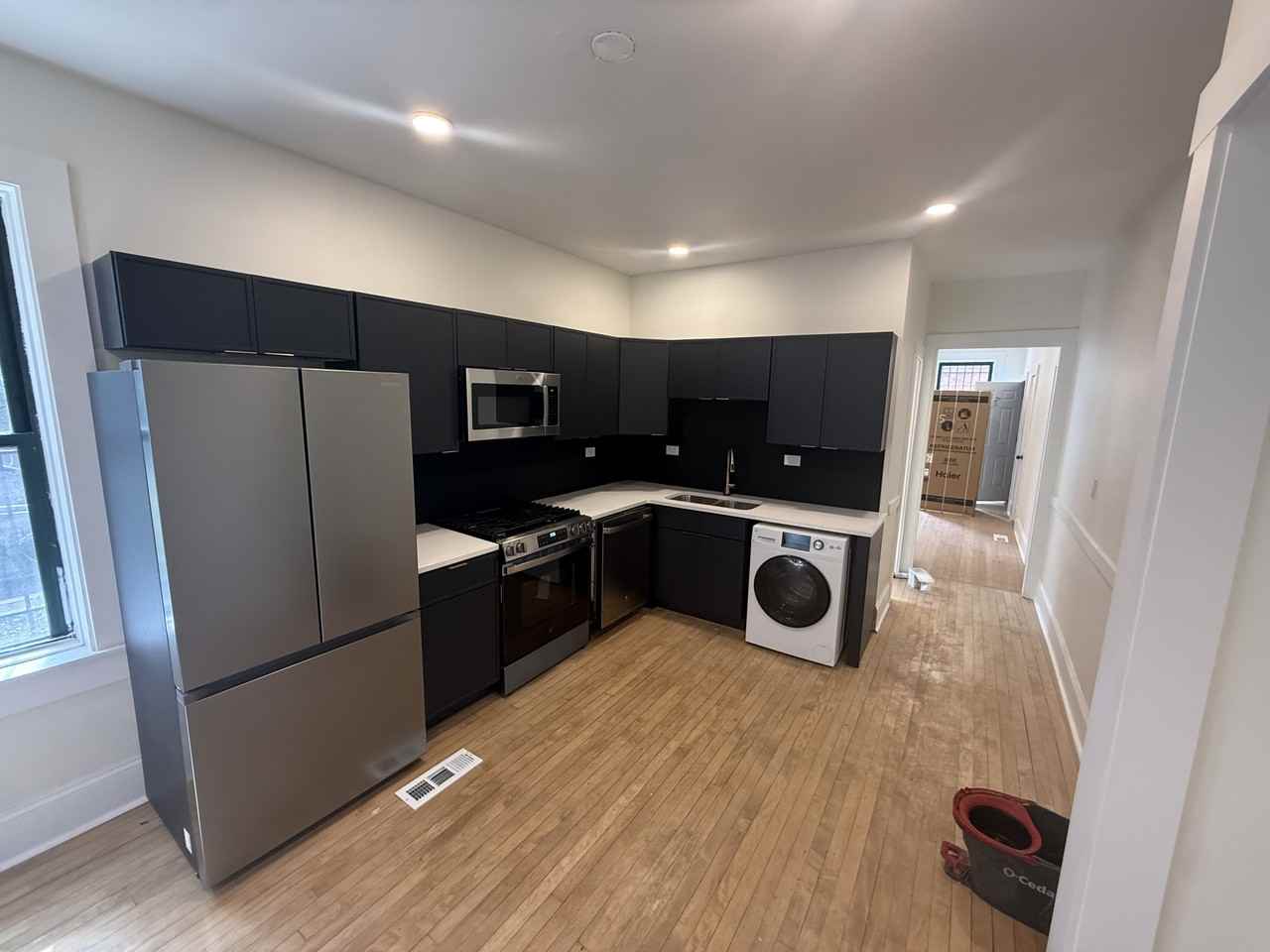 2301 N Leavitt St #1F - Photo 3 of 9