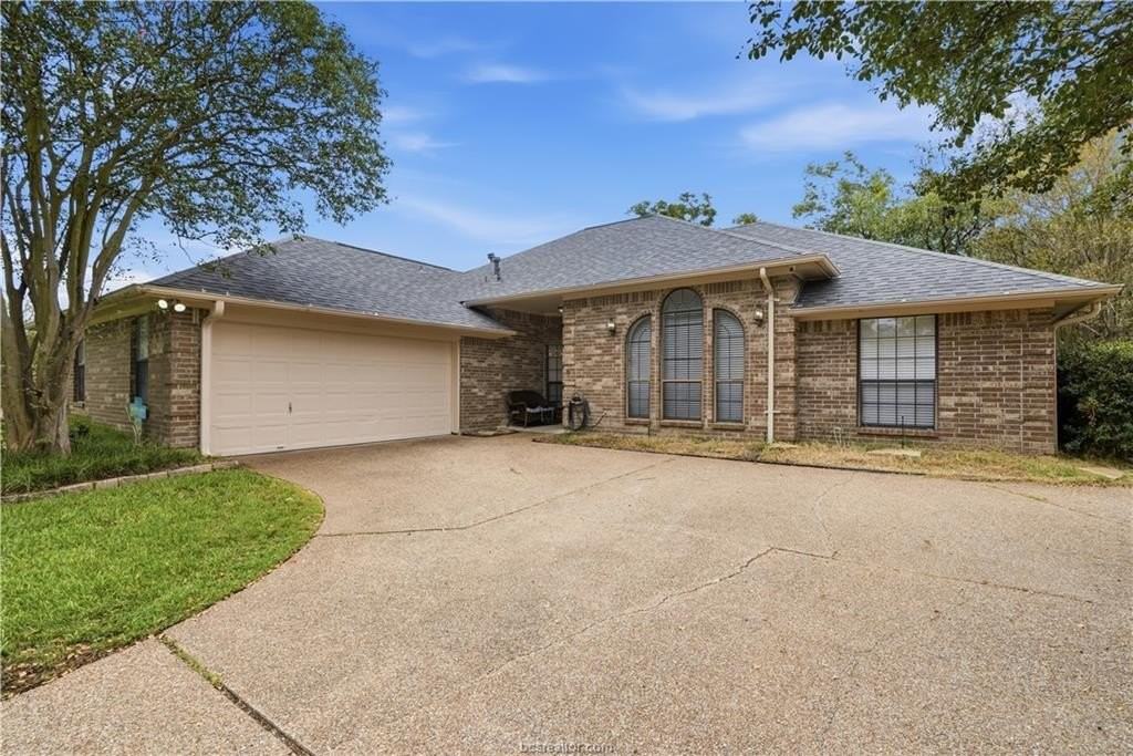 2908 Durango Ct - Photo 3 of 24