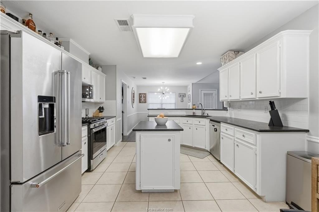 2908 Durango Ct - Photo 6 of 24