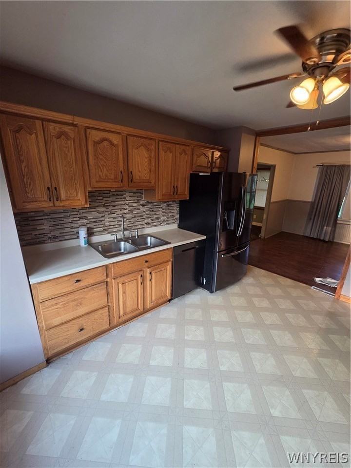 43 Nason Pkwy - Photo 3 of 15