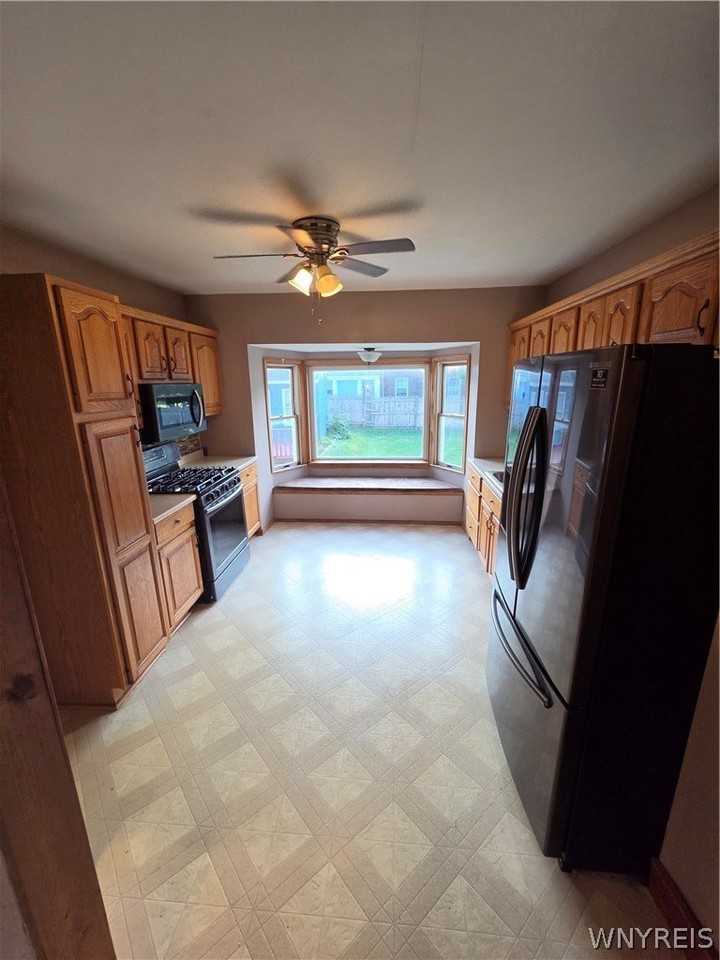 43 Nason Pkwy - Photo 4 of 15