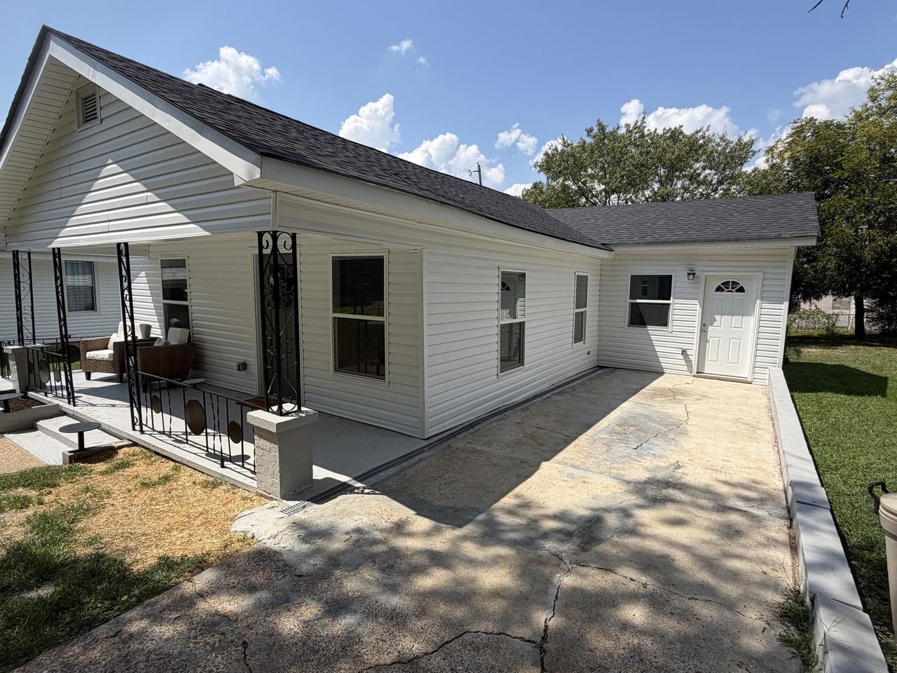 810 Glenn Ave - Photo 5 of 23