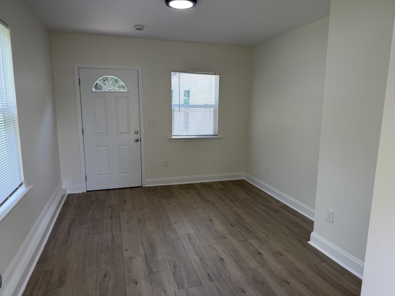 810 Glenn Ave - Photo 6 of 23