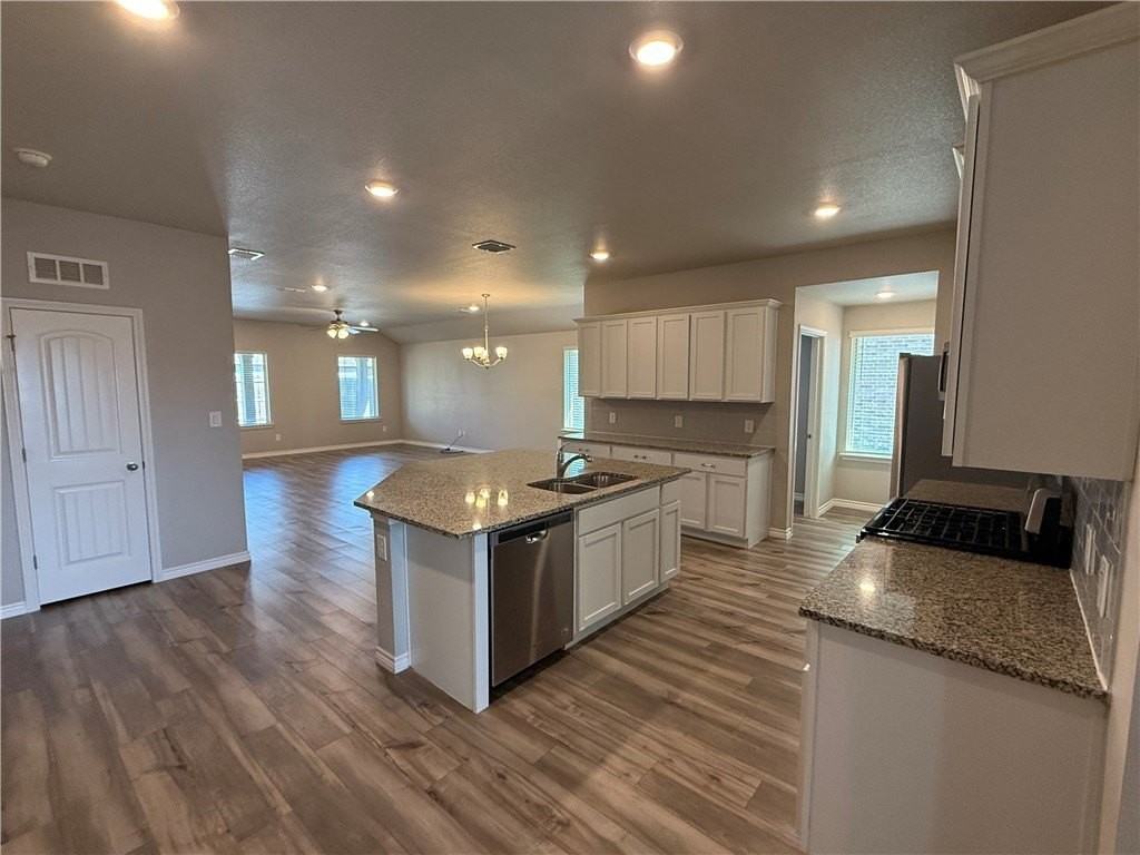 7909 Salais Dr - Photo 2 of 13