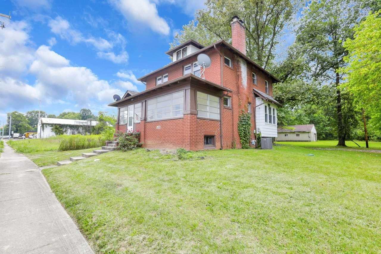 2365 Stelzer Rd - Photo 6 of 33