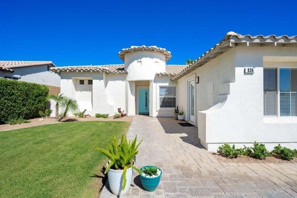 836 Mira Grande - Photo 2 of 23