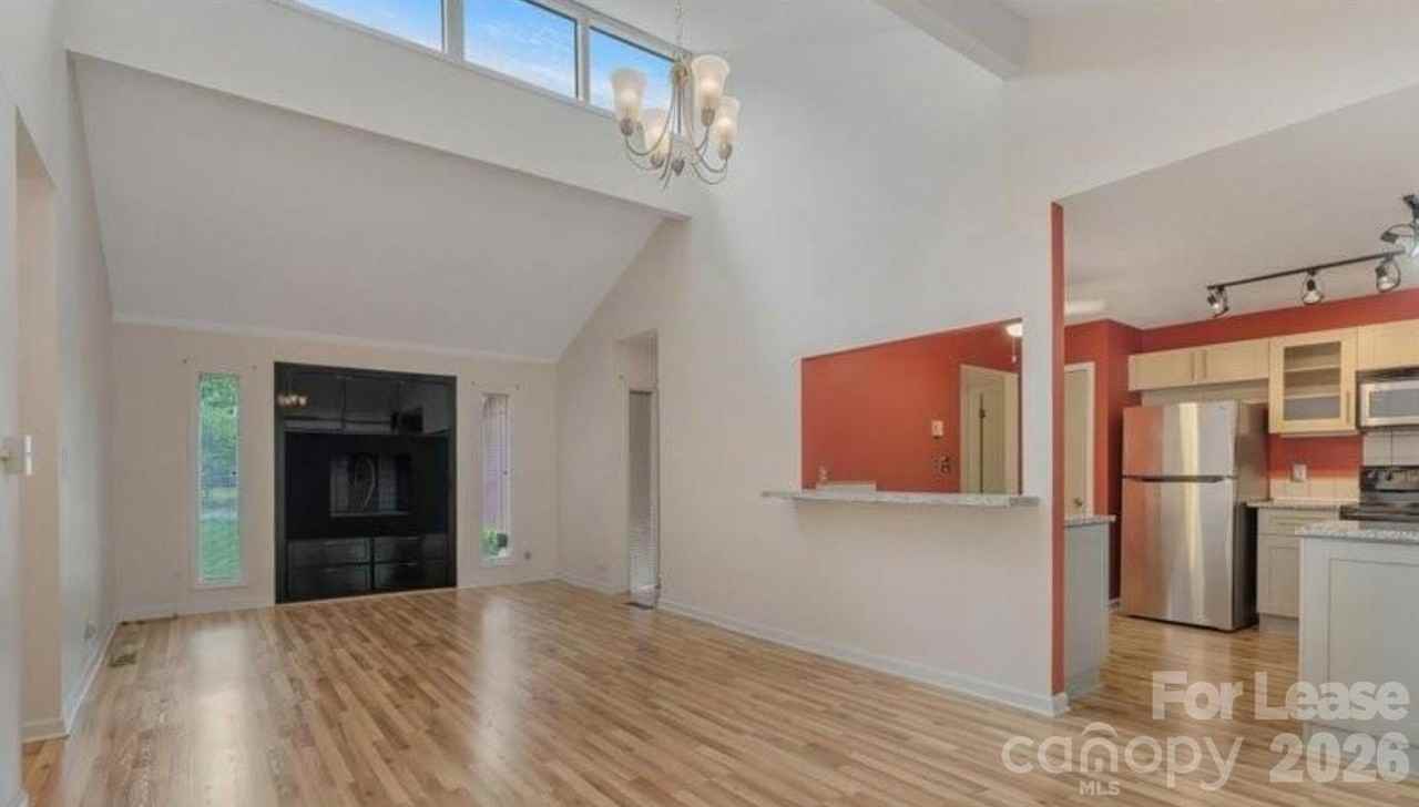 7312 Barcliff Dr - Photo 3 of 6