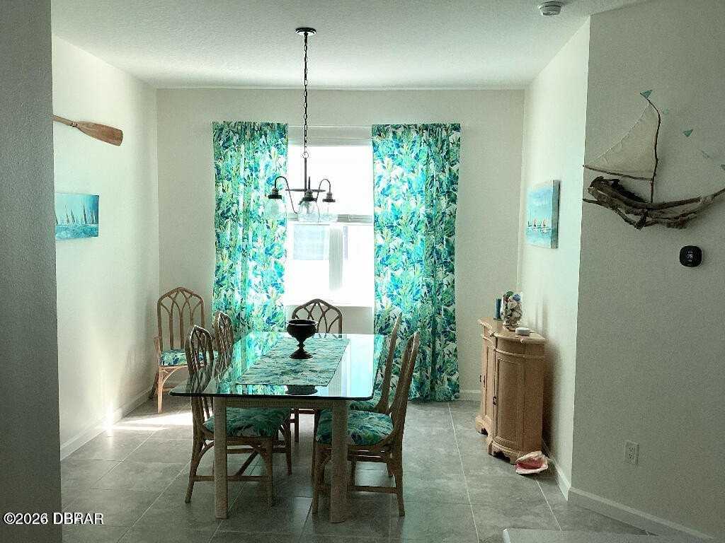 362 Parrot Ln - Photo 6 of 32