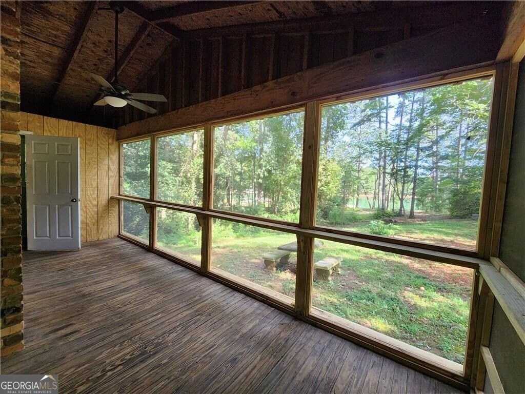 1071 Powderbag Creek Rd - Photo 4 of 20