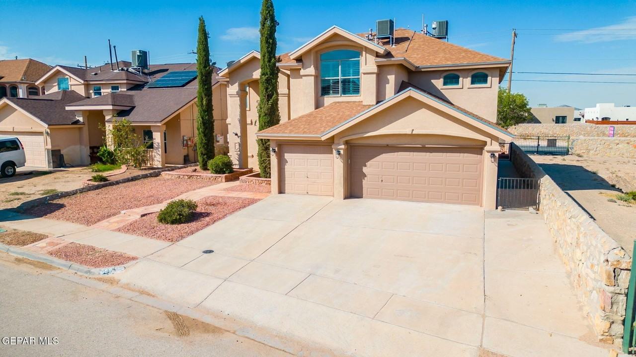 695 Paseo Del Mar Dr - Photo 2 of 50