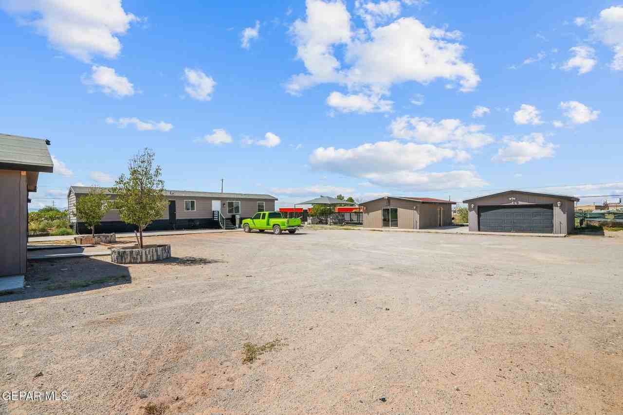 13573 Emma Ln #A - Photo 2 of 24