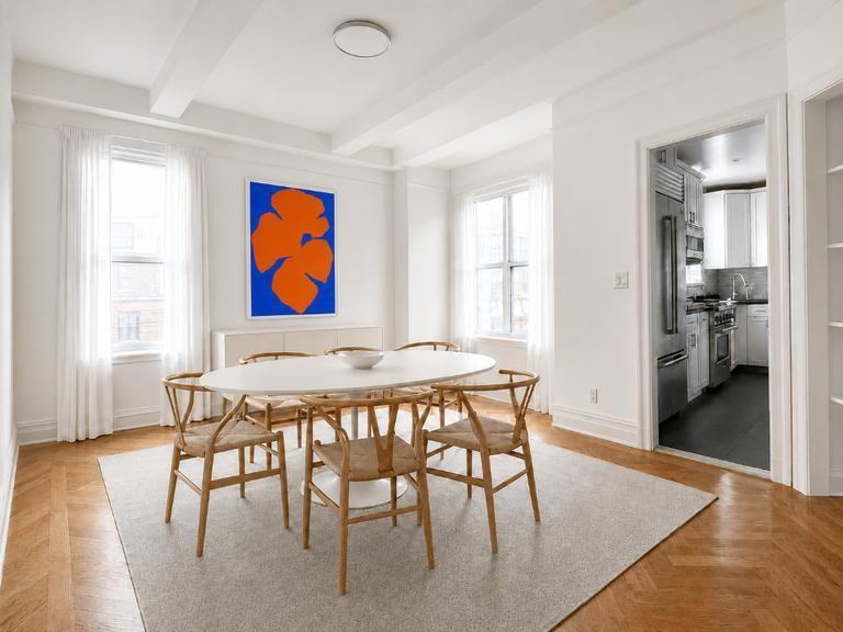 412 W 110th St - Photo 4 of 10