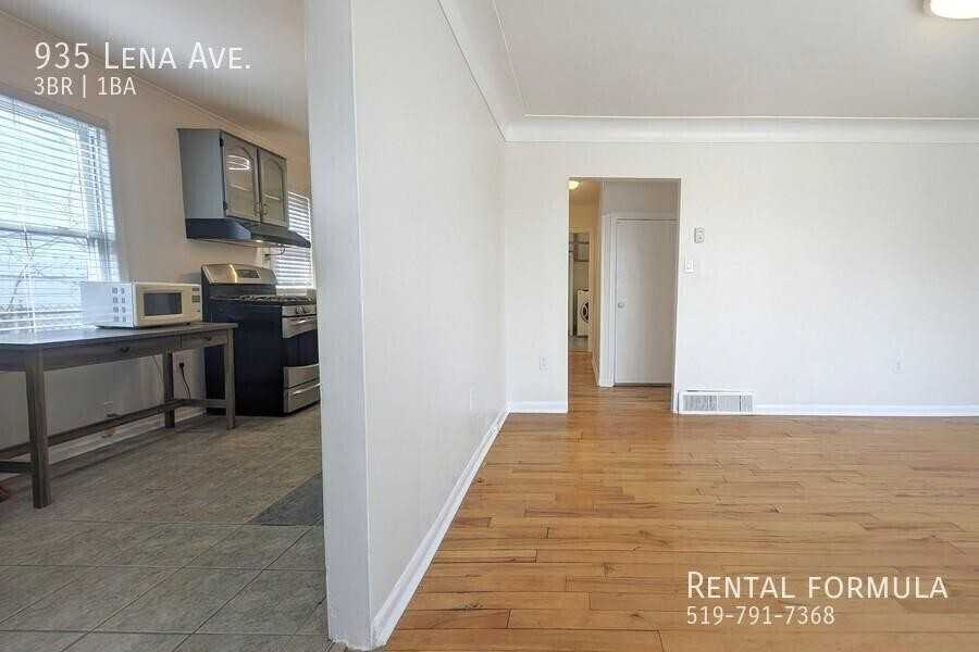 935 Lena Ave - Photo 5 of 10