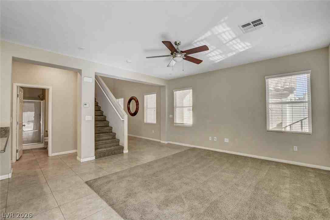 9353 Black Wolf Ave - Photo 6 of 41