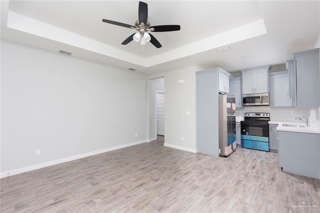 3405 E Zinnia Ave #2 - Photo 4 of 21