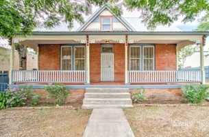 featured image of 385 S Broad St