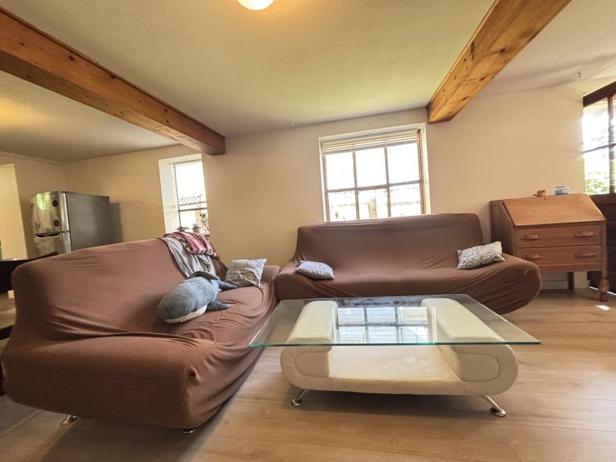 521 Holland St - Photo 2 of 10