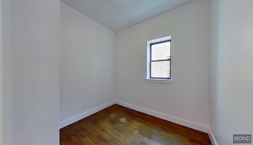 185 Jefferson St - Photo 5 of 10