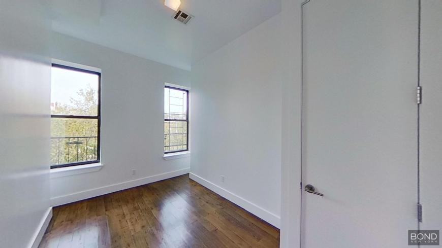 185 Jefferson St - Photo 7 of 10