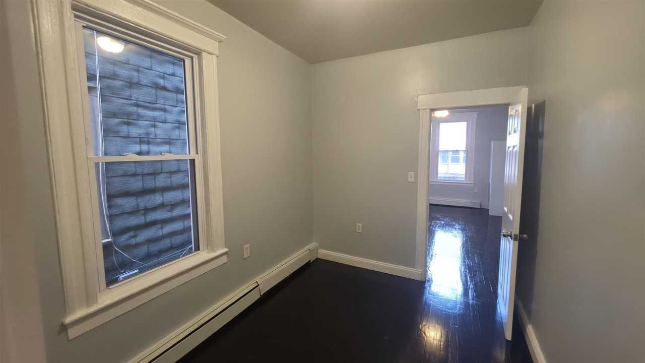 165 Clendenny Ave #2 - Photo 5 of 16