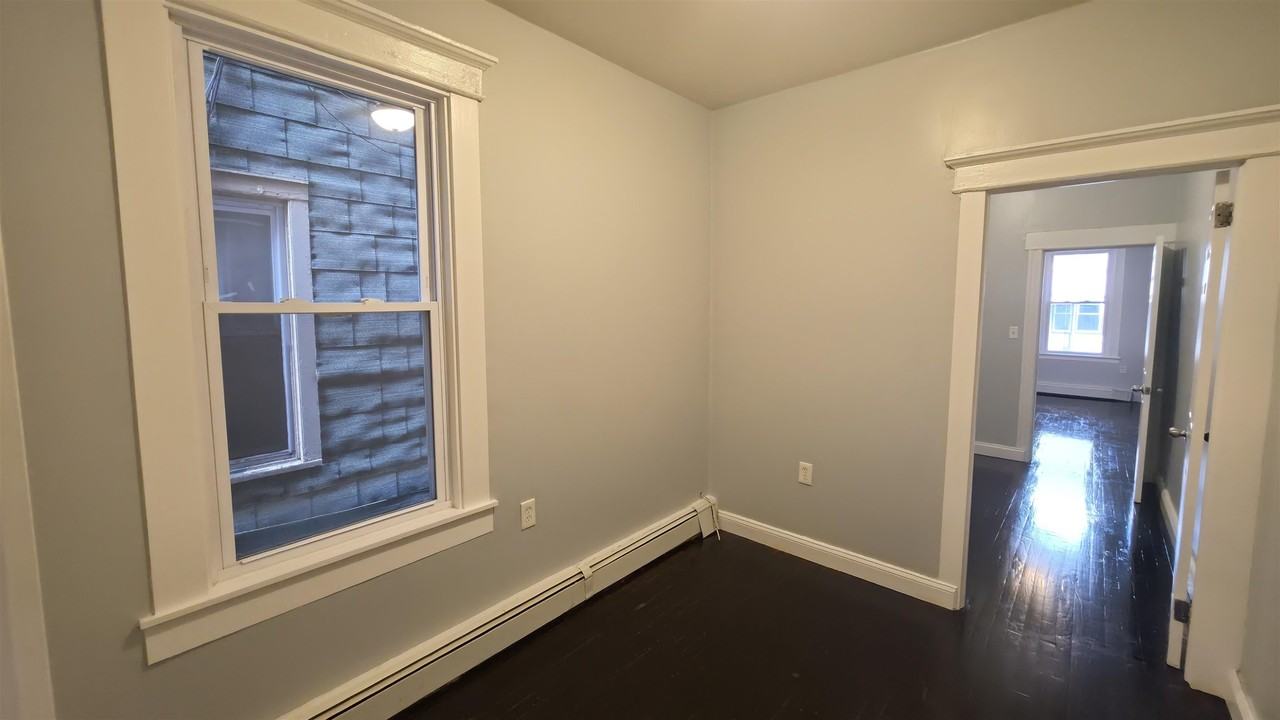 165 Clendenny Ave #2 - Photo 7 of 16