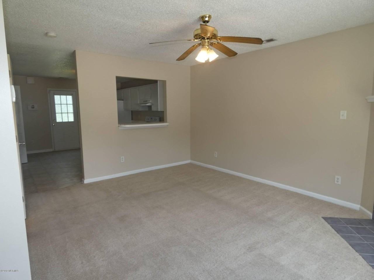 895 W Pueblo Dr - Photo 2 of 12