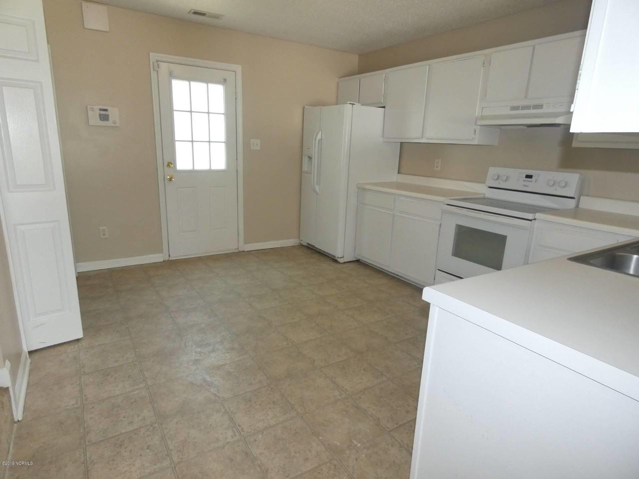 895 W Pueblo Dr - Photo 5 of 12