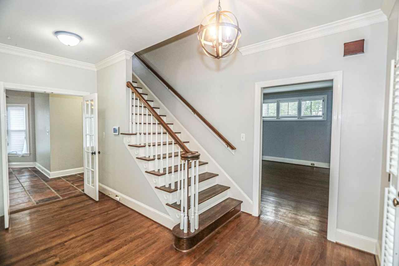 4265 Deerwood Ln - Photo 4 of 50