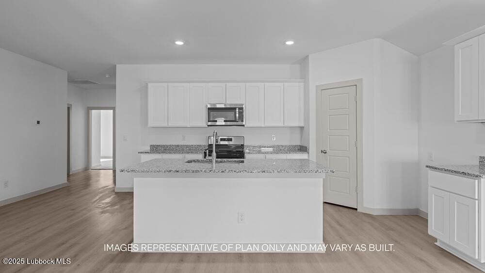 206 14th St - Photo 4 of 18