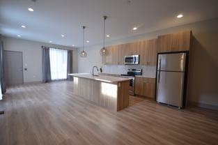 1948 E York St Apt 1a #1A - Photo 1 of 1
