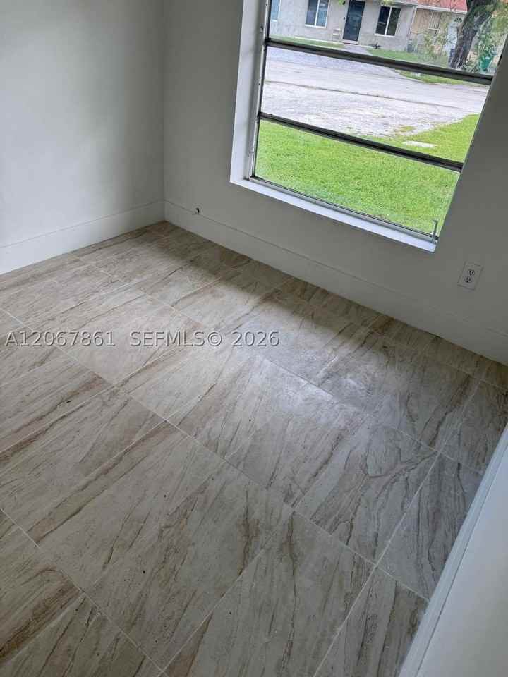 2878 Nw 197th Ter #2878 - Photo 2 of 4