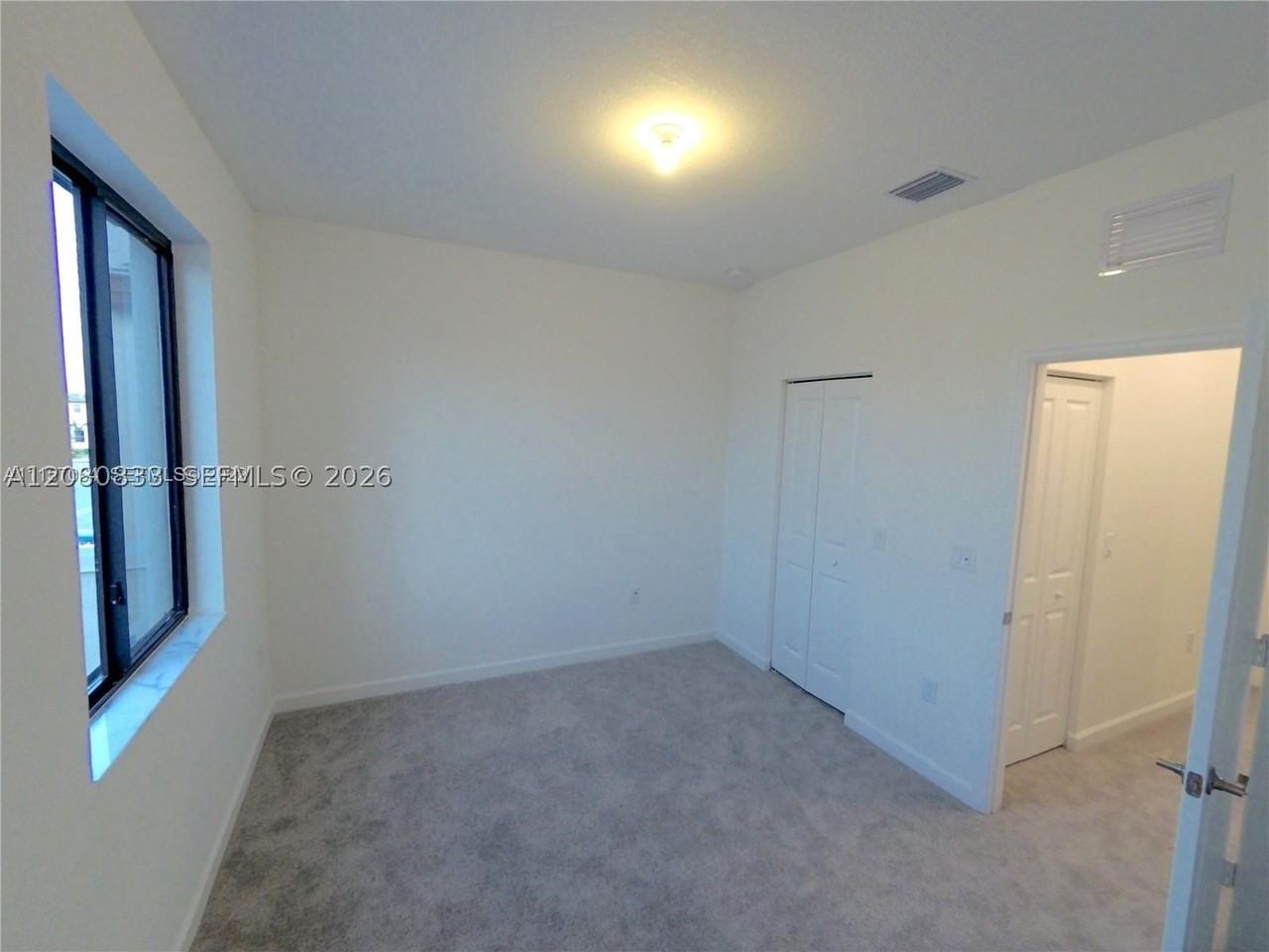 312 Ne 208th Ter #312 - Photo 7 of 13