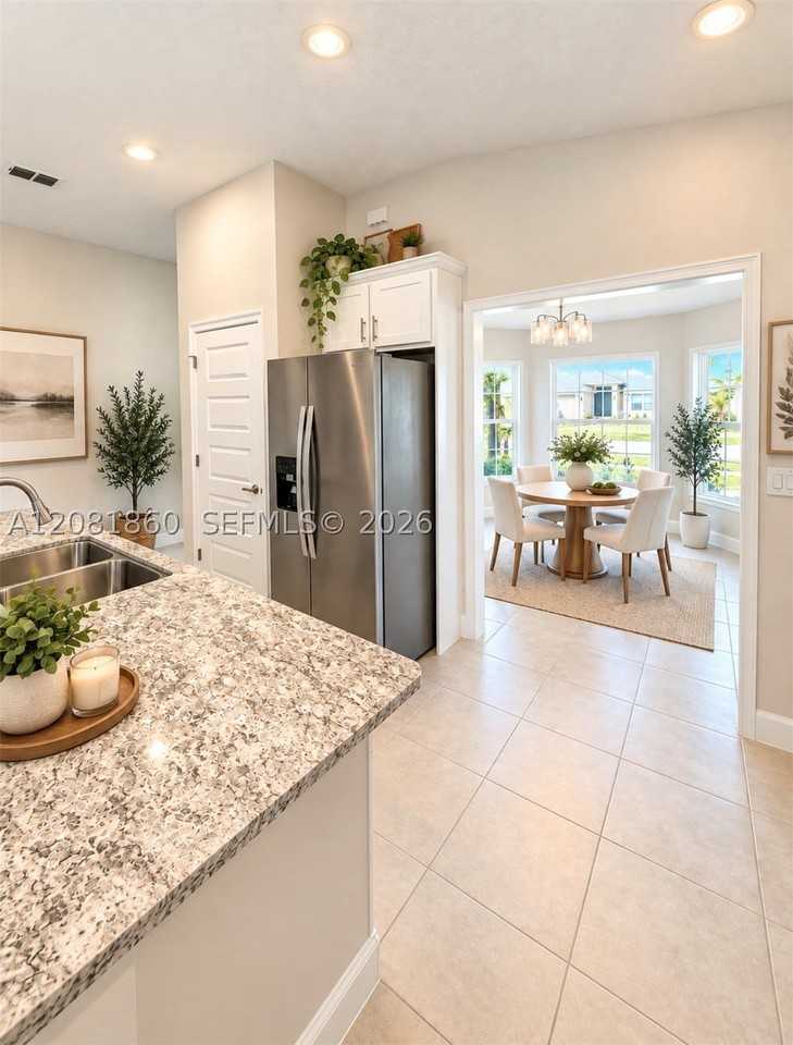 5739 Waterstone Blvd - Photo 5 of 19