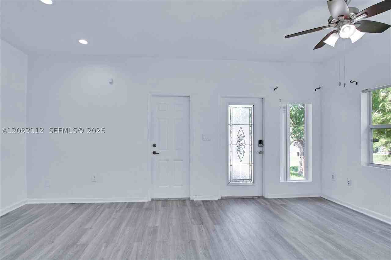 5603 Polk St #A - Photo 2 of 20