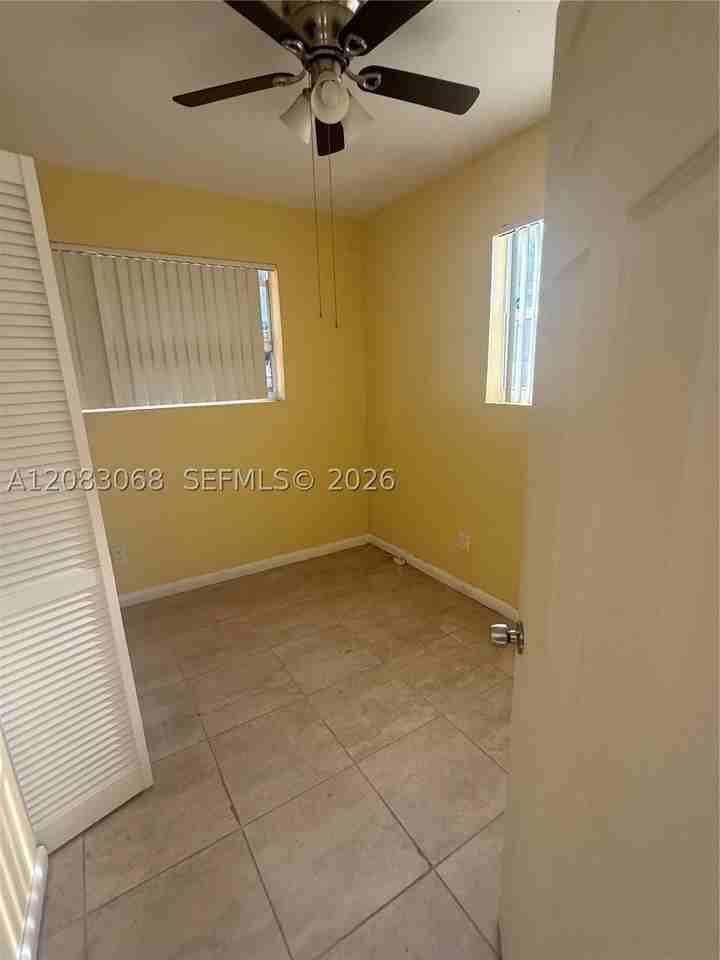 14 Nw 169th St #2 - Photo 6 of 8