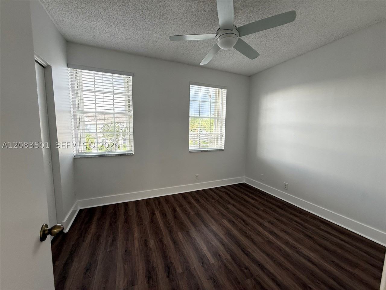 16736 Hemingway Dr #16736 - Photo 6 of 24