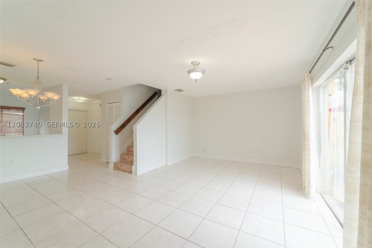 13975 Sw 179th St - Photo 3 of 24