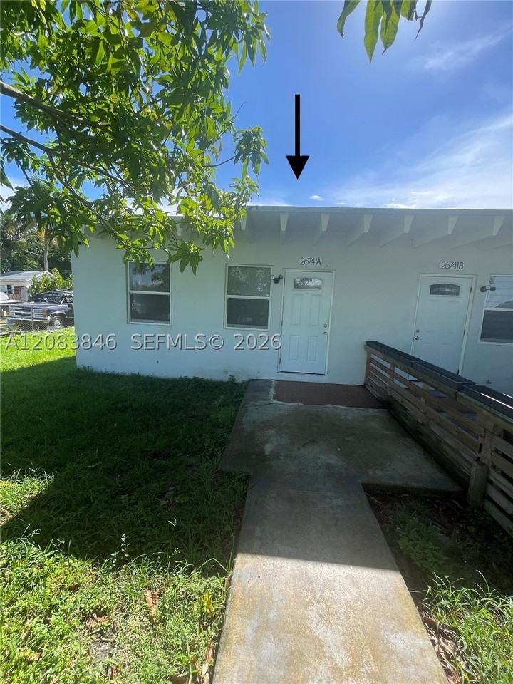 26741 Sw 139th Ave #A - Photo 2 of 14