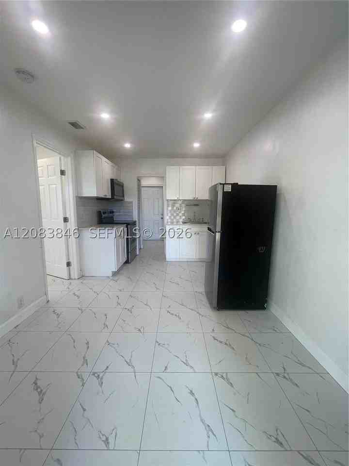 26741 Sw 139th Ave #A - Photo 7 of 14
