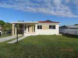 featured image of 7435 Sw 22nd St