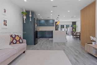 4868 Sheridan St #5 - Photo 1 of 1
