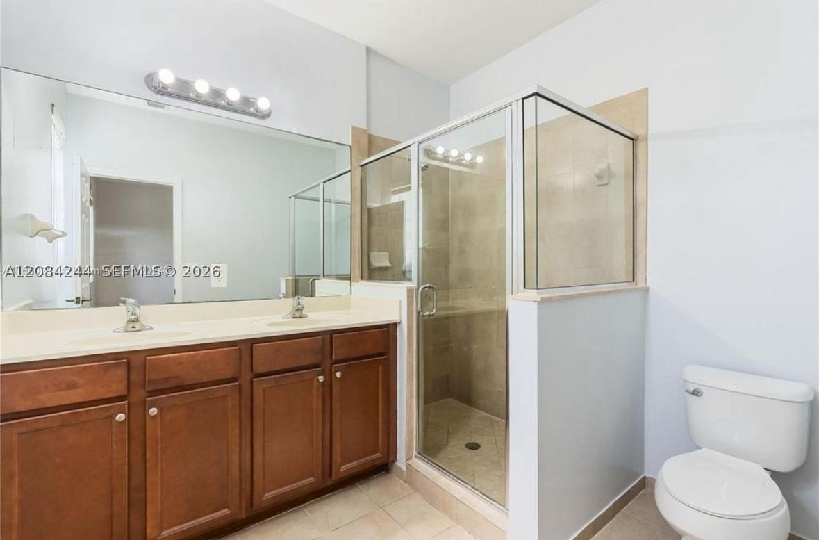 17067 Sw 93rd St #17067 - Photo 7 of 21