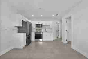 1849 Nw 16th St #B - Photo 1 of 1