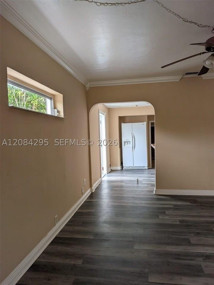 2455 Fillmore St #1 - Photo 7 of 10