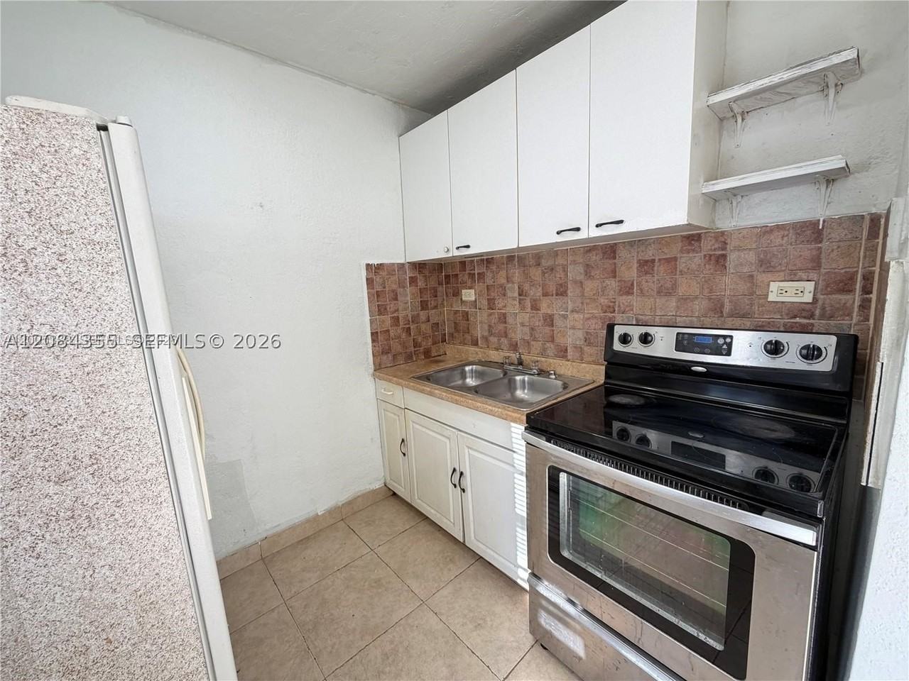 2212 Grant St #2 - Photo 3 of 18