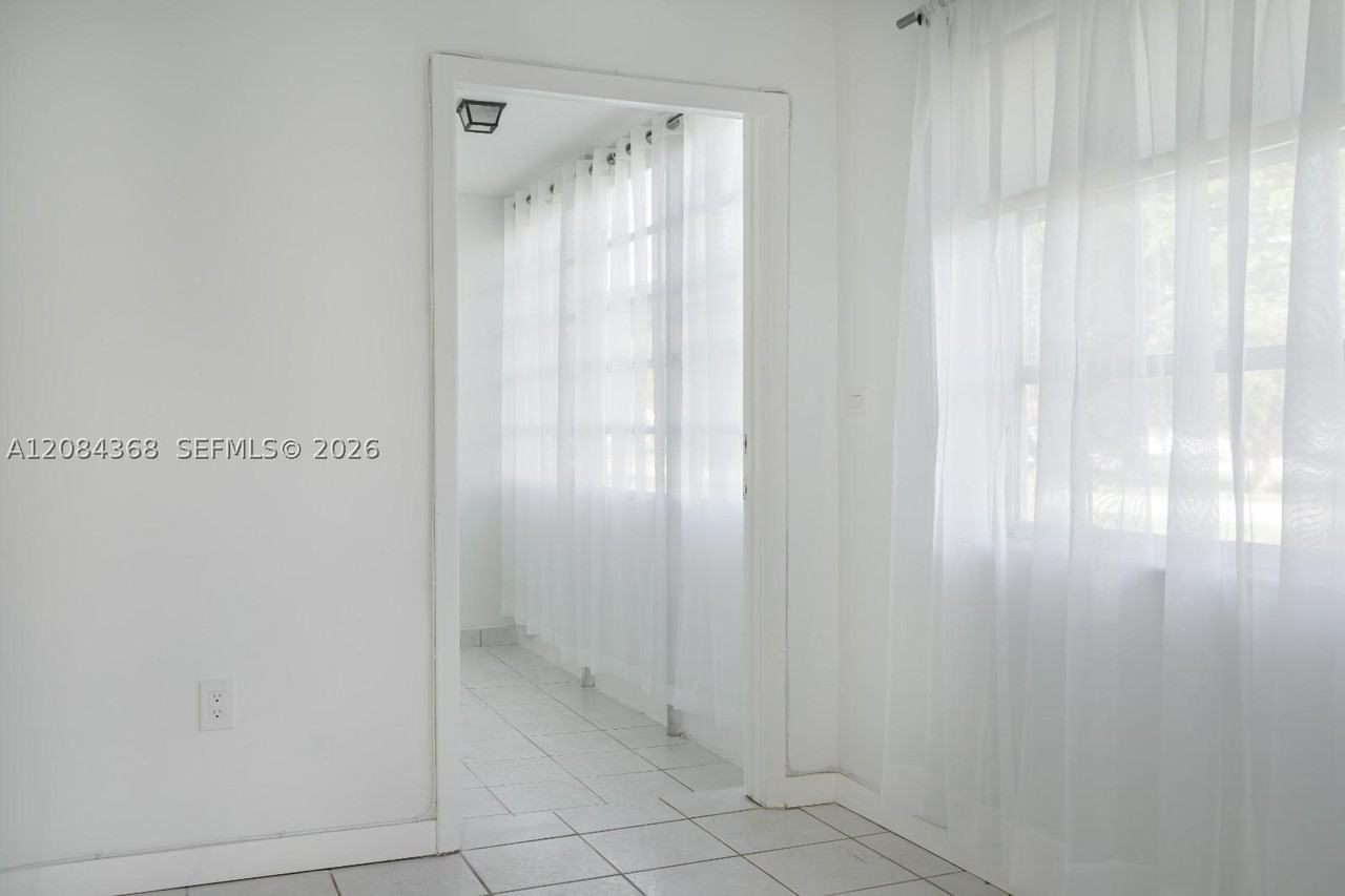 2810 Ne 201st Ter #G105 - Photo 6 of 16