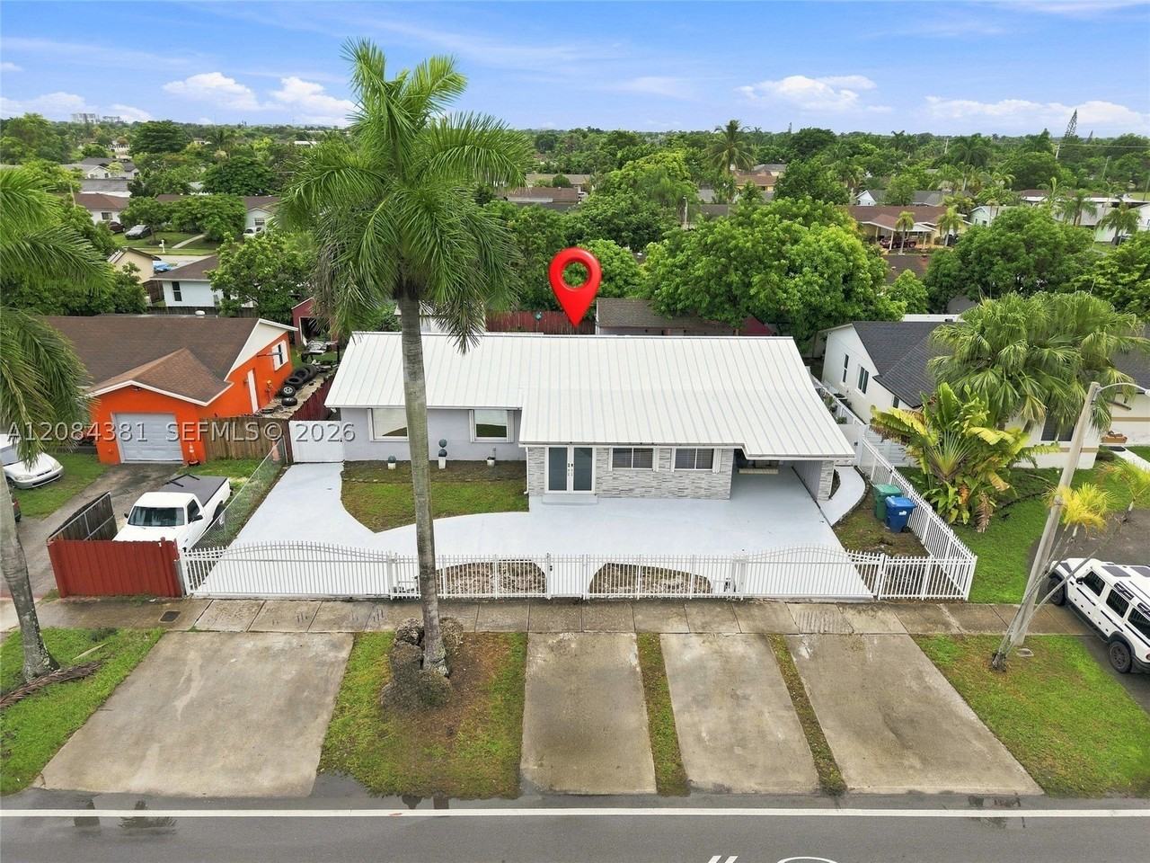 11050 Sw 160th St #11050 - Photo 2 of 35